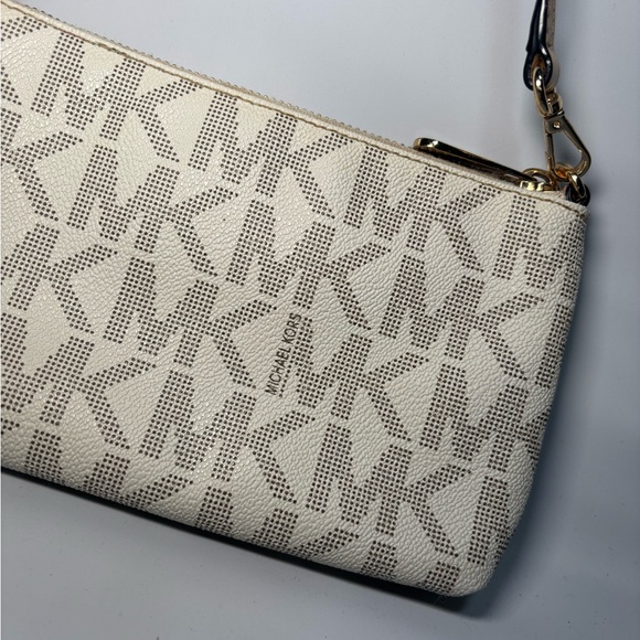 Michael Kors MK Signature Small Wristlet Clutch Purse - Picture 6 of 12